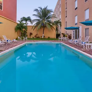 Express Junior By Marriott Cancun